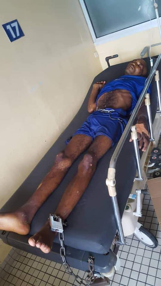 The corpse of Sama-Ivo still chained to his bed 